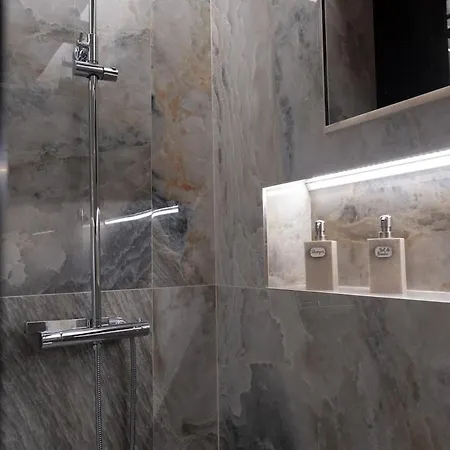 Willa Da Costa - Sunset Poolhouse