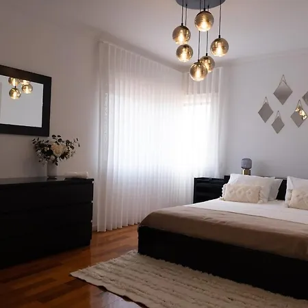 Da Costa - Sunset Poolhouse Alvaraes