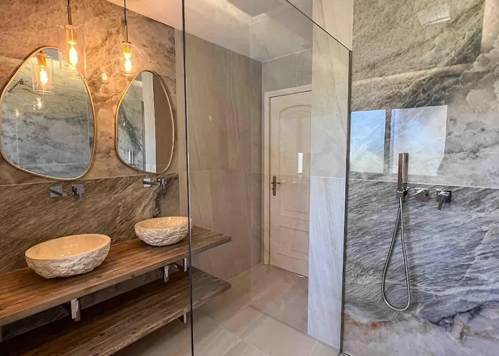 Da Costa - Sunset Poolhouse