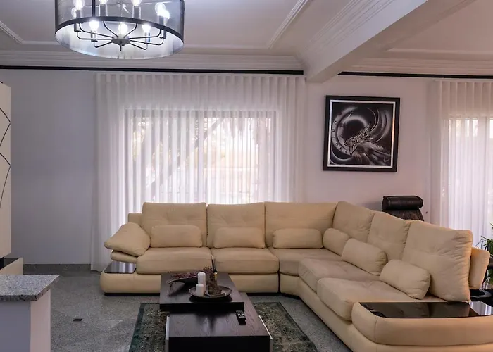 Da Costa - Sunset Poolhouse Alvaraes